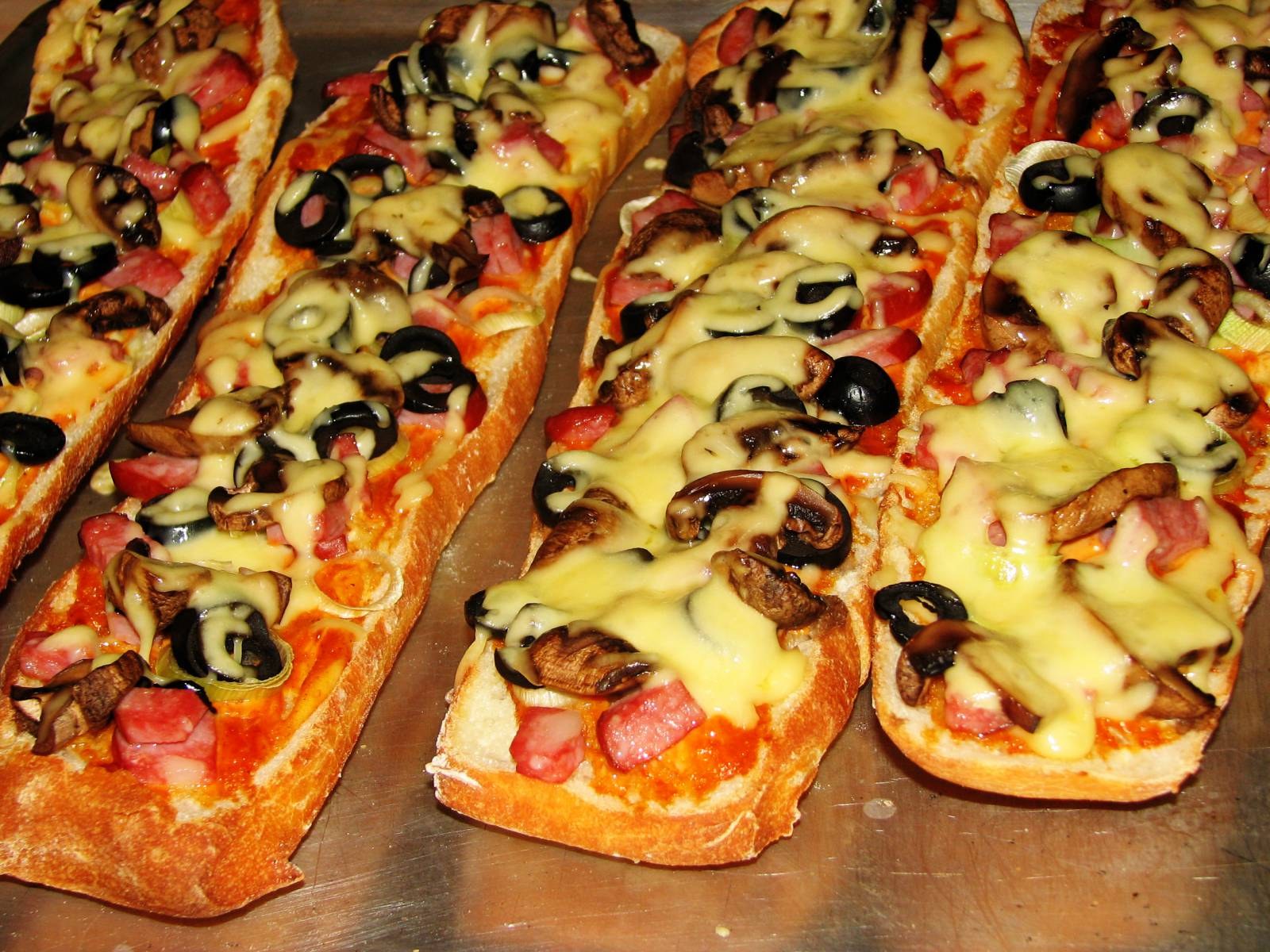 батон пицца в духовке фото 105