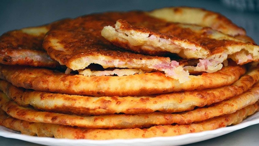 Лепёшки с сыром на сковороде