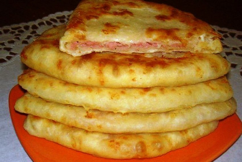 Сырные лепёшки на сковороде