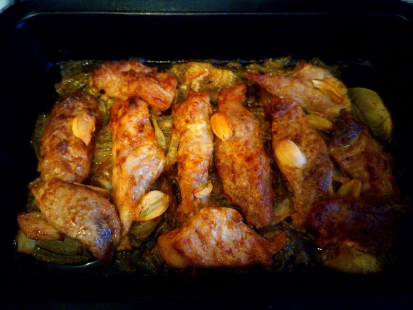 Шашлык на луковой подушке