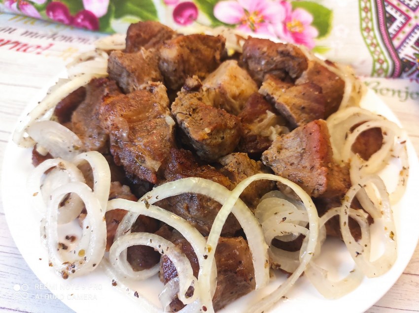 Скумбрия в луковом маринаде