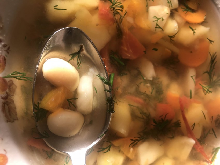 Гороховый суп с копчеными колбасками