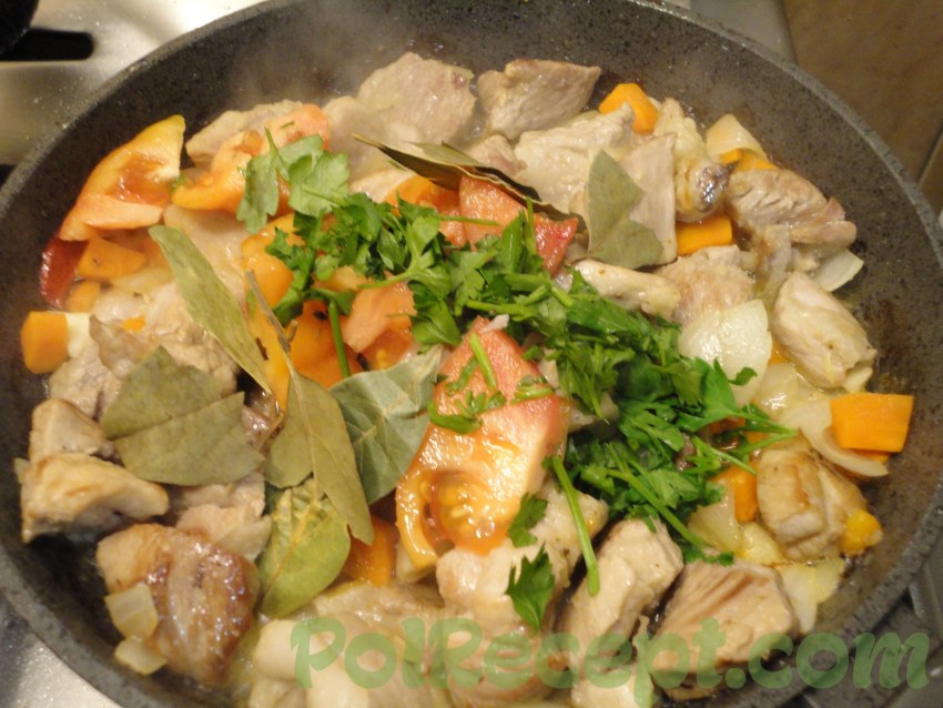 Перловка в горшочке в духовке с мясом рецепт с фото в домашних