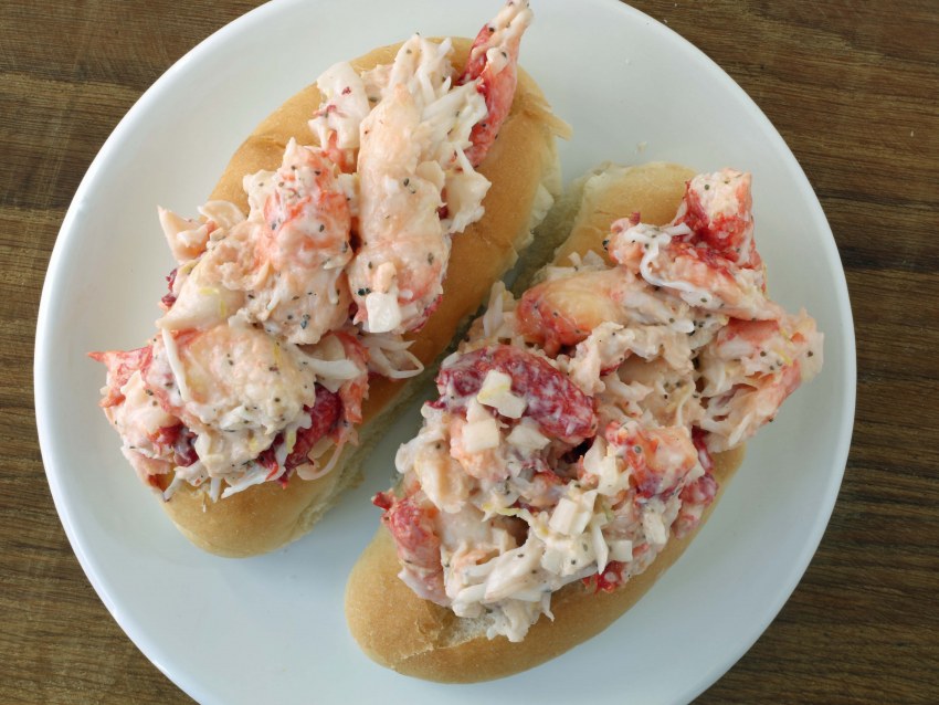 Бутерброды с крабовым мясом