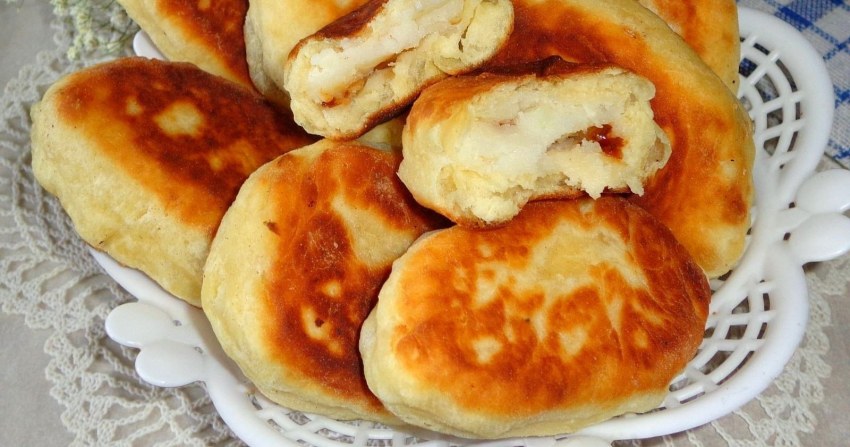 Пирог с капустой картошкой и мясом