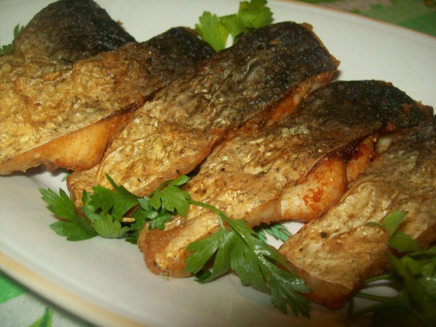 Вкусная рыба в духовке