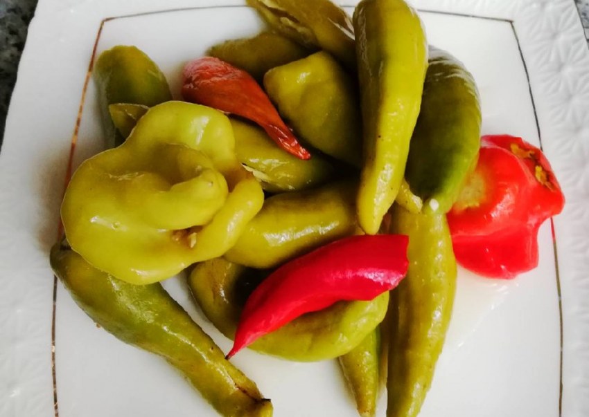 Маринованный перчик Чили острый
