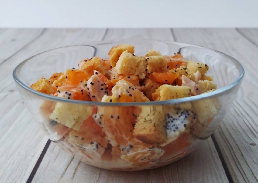 Салат с копченым цыпленком