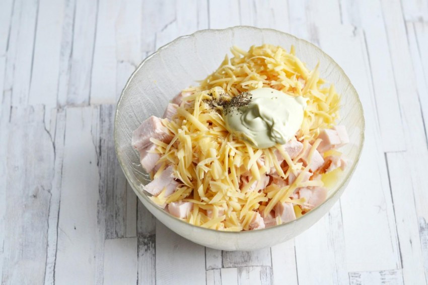 Салат с ананасом и кукурузой восторг