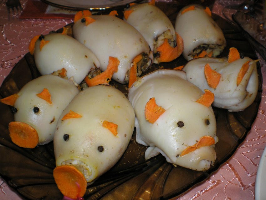 Фаршированные кальмары хрюшки