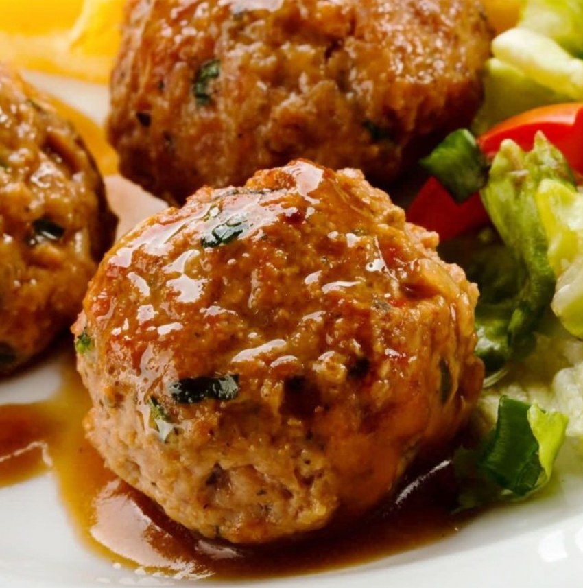 Макароны с фрикадельками