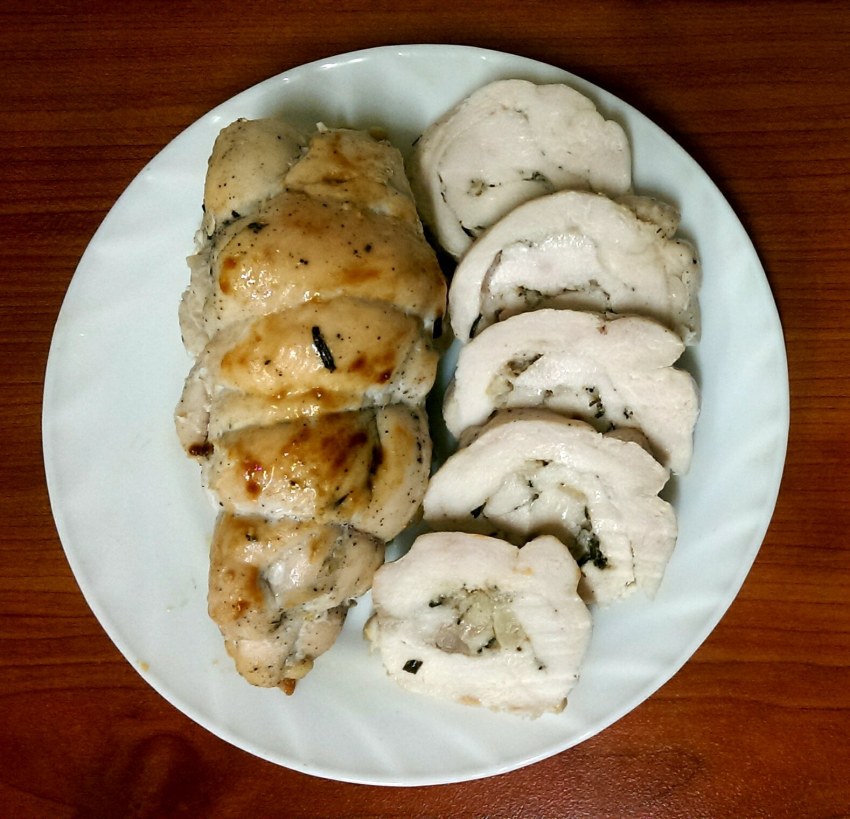 Рулет из куриной грудки