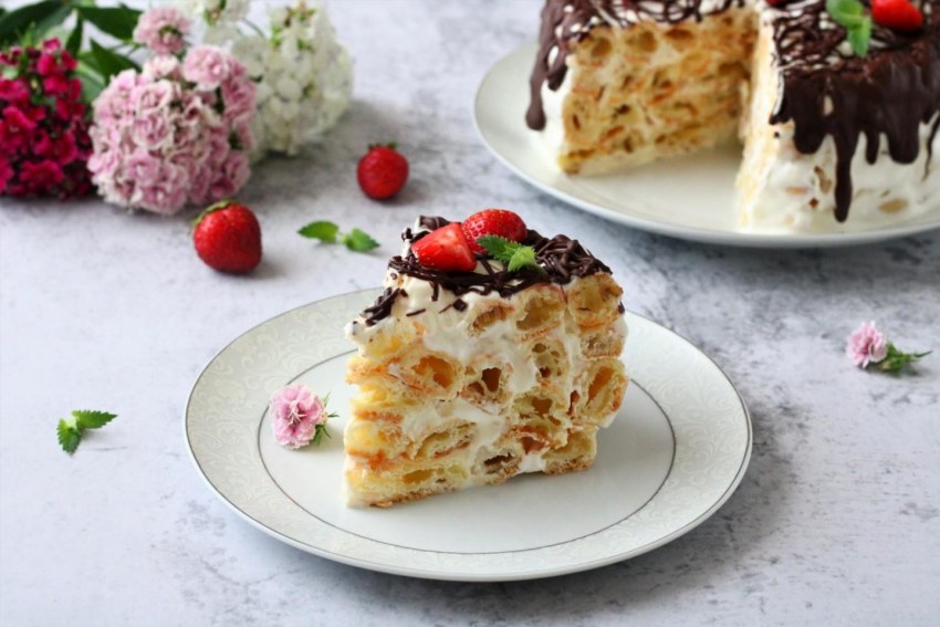 Торт с корицей и сметанным кремом