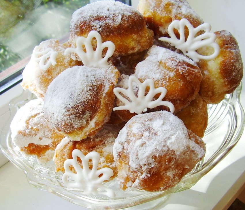 Булочка со сливками