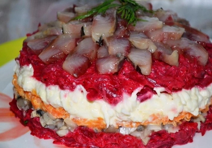 Салат с сельдью