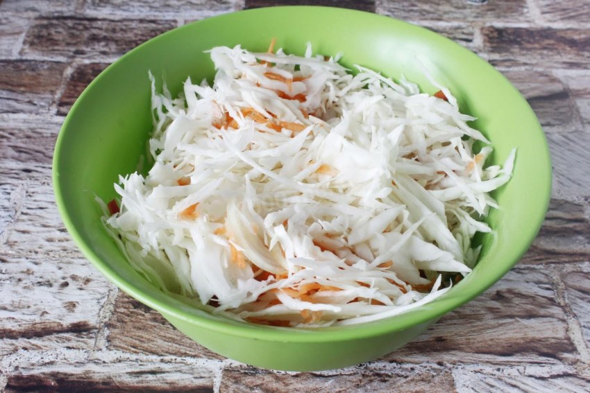 Салат Кубанский с капустой