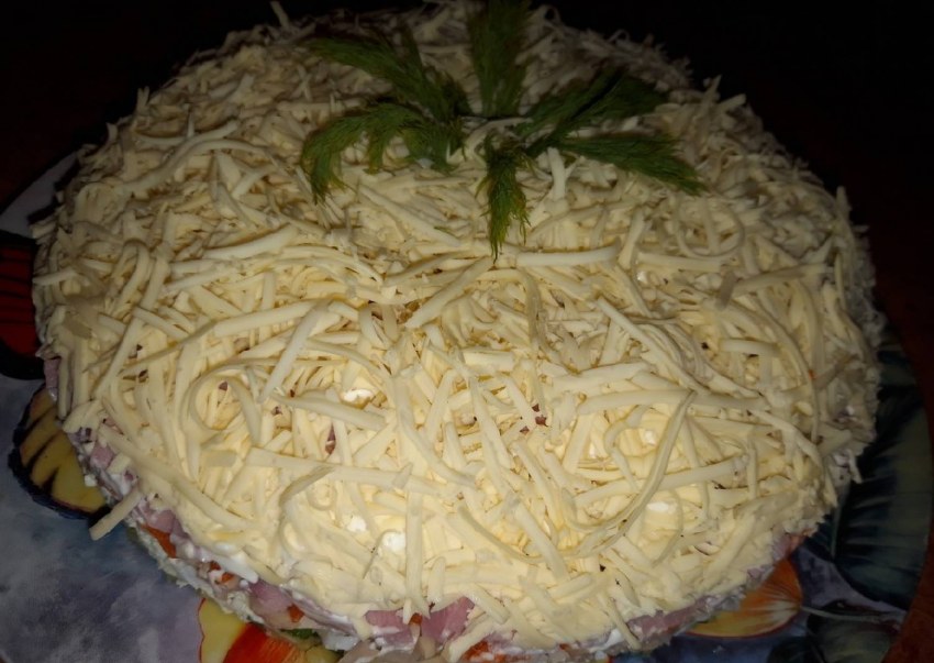 Салат каприз