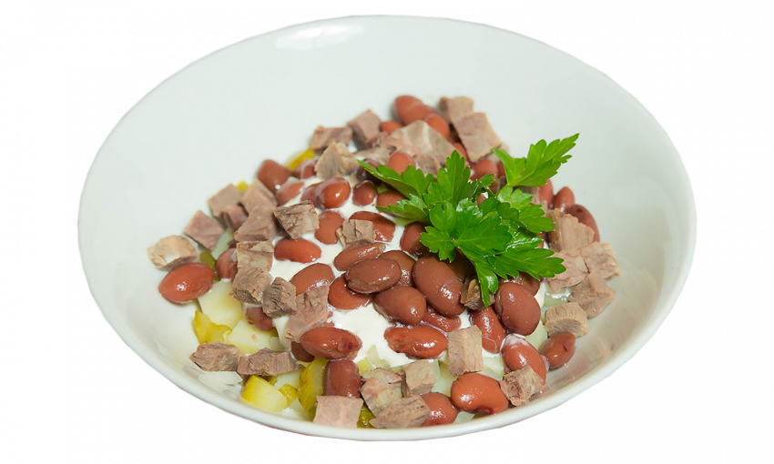 Салат с фасолью консервированной и курицей