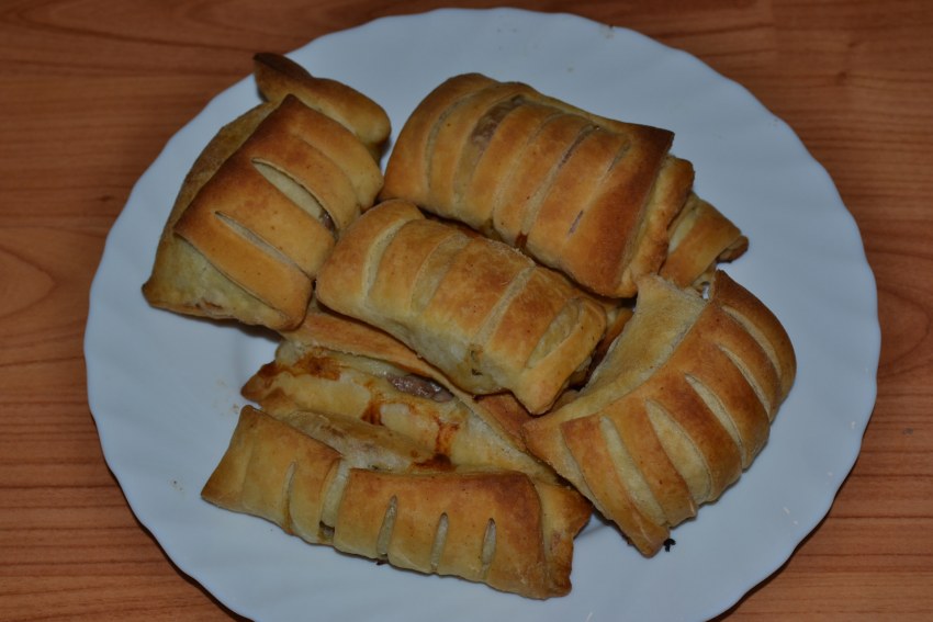 Слойки с шоколадом