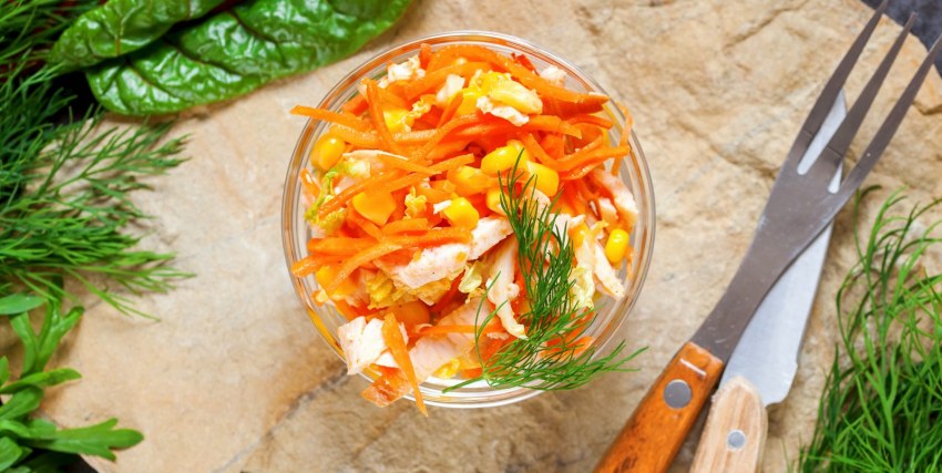 Баварский салат с охотничьими колбасками и картошкой