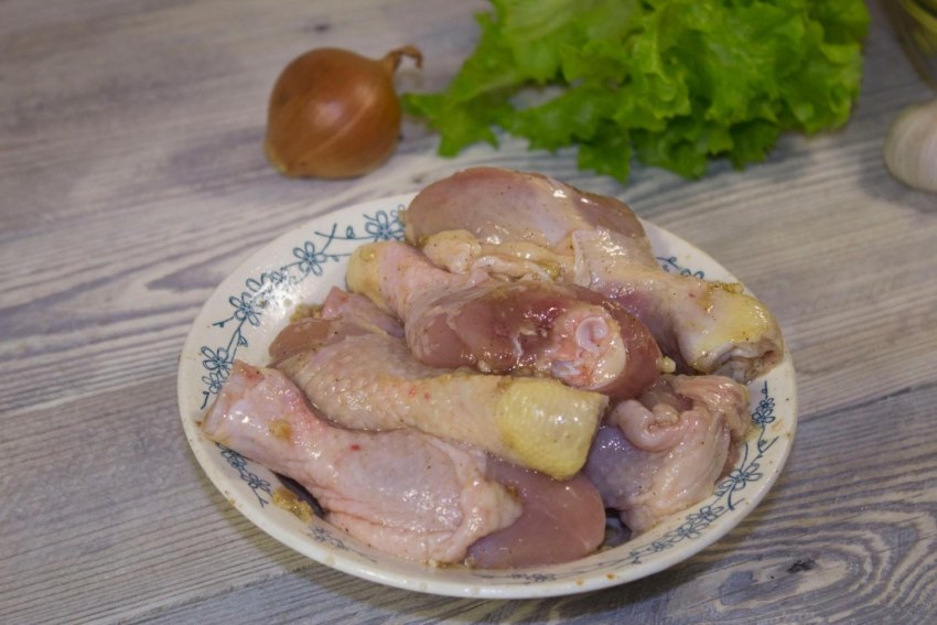 Куриные ножки с картошкой