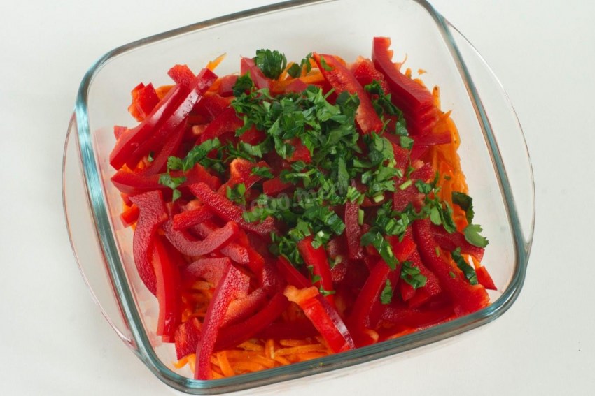 Салат с корейской морковкой болгарским перцем