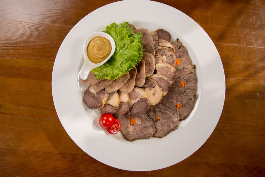 Конина копченая