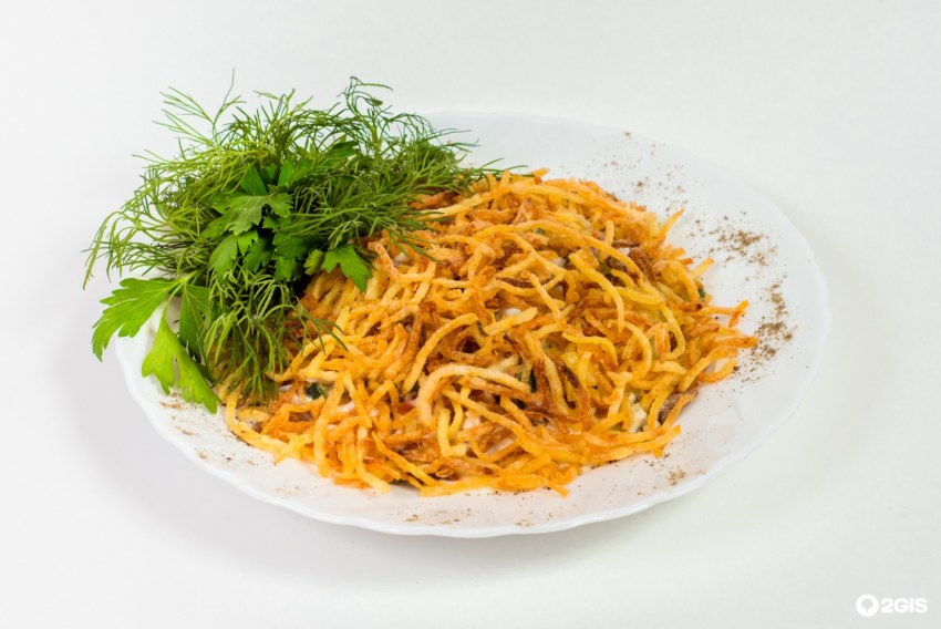 Салат с картошкой Пай и курицей