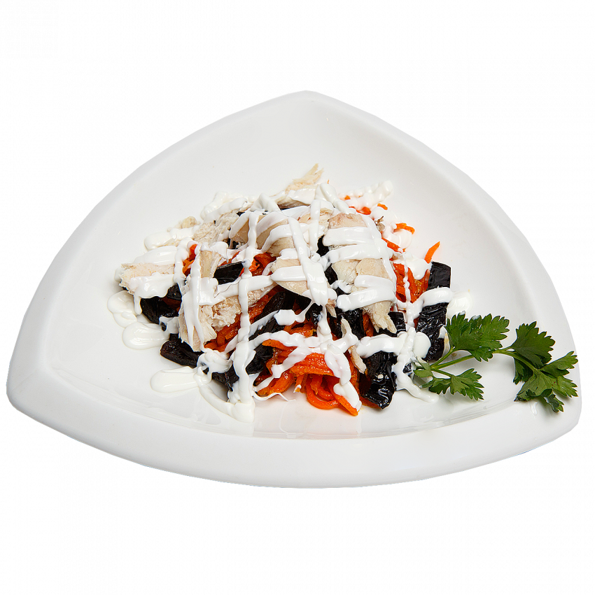 Салат нежность с курицей и черносливом и грецкими