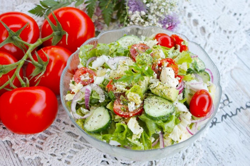 Салат из пекинской капусты с курицей