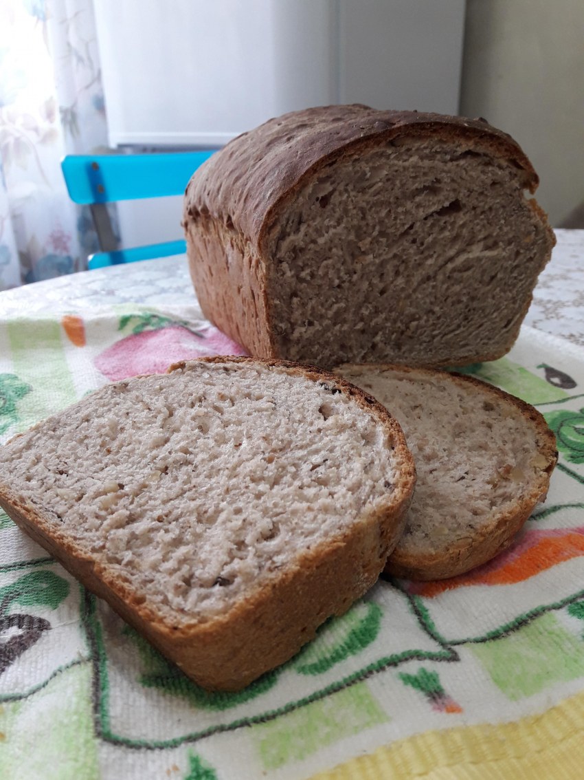 Ржаная булочка бэдкомедиан