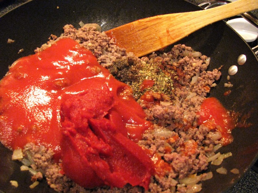 Мясной соус томатный