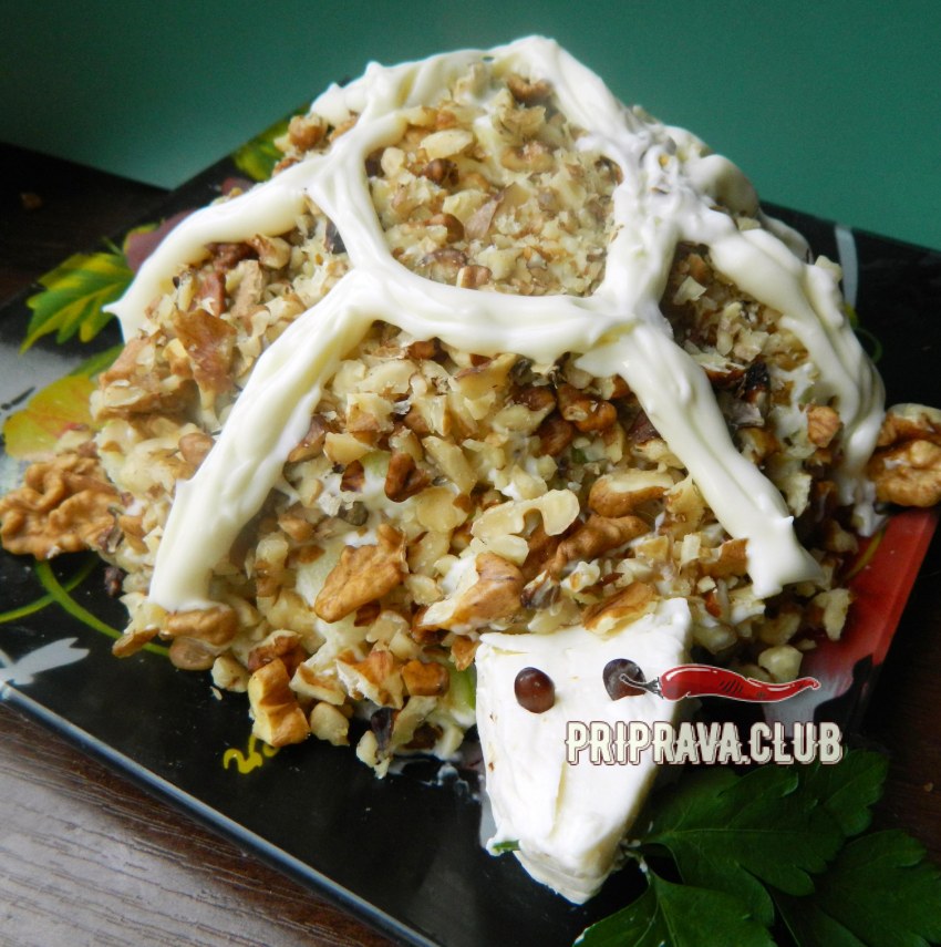 Салат черепашка с курицей и грецкими орехами и яблоками пошагово