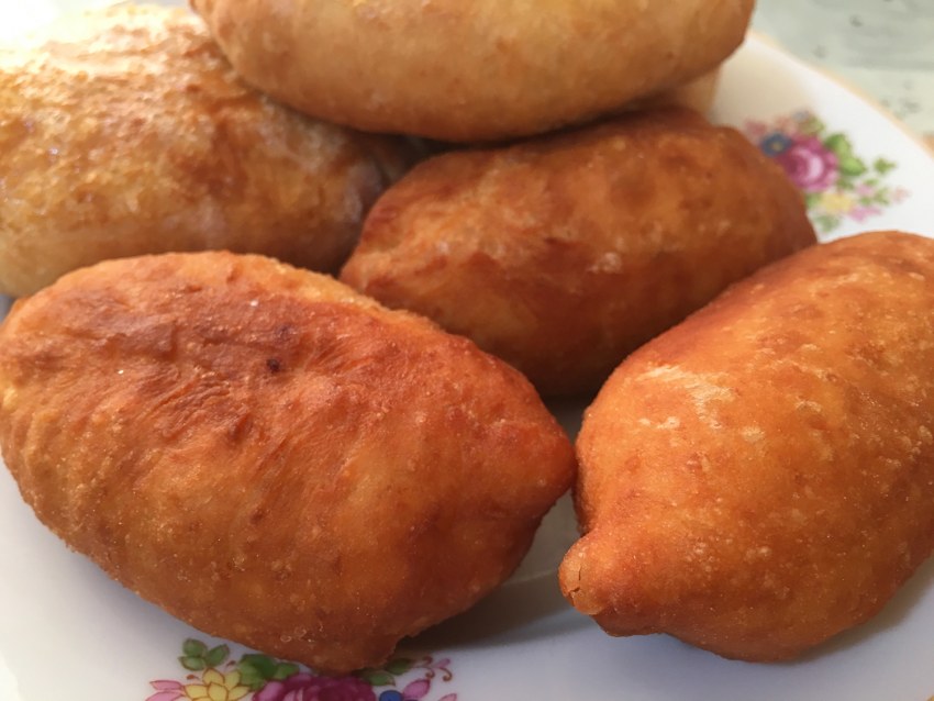 Пирожки с картошкой и грибами жареные