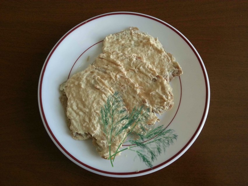 Куриная грудка в майонезе на сковороде