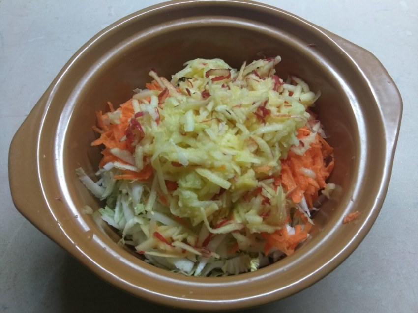 Салат с дайконом капустой морковью