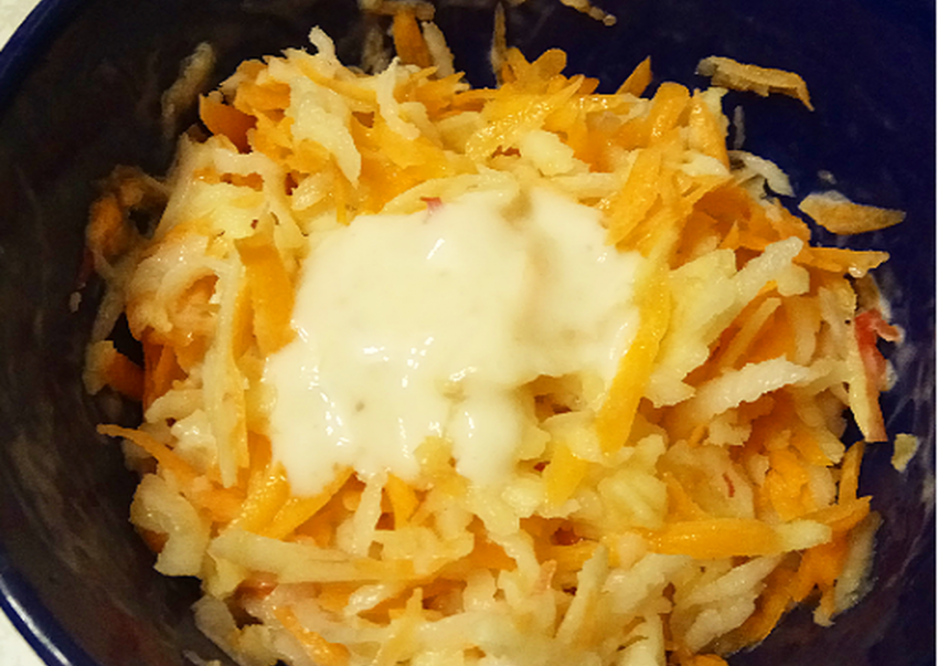 Салаты с дайконом и морковью картошкой и яйцами яблоком