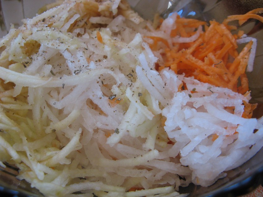 Салат из дайкона с морковью