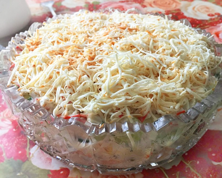 Салат из крабовых палочек с овощами