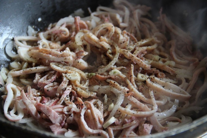Паста с щупальцами кальмара