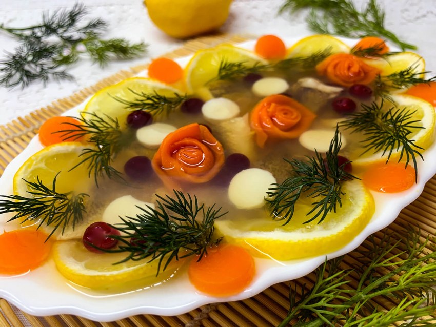 Заливное в бутылке из рыбы