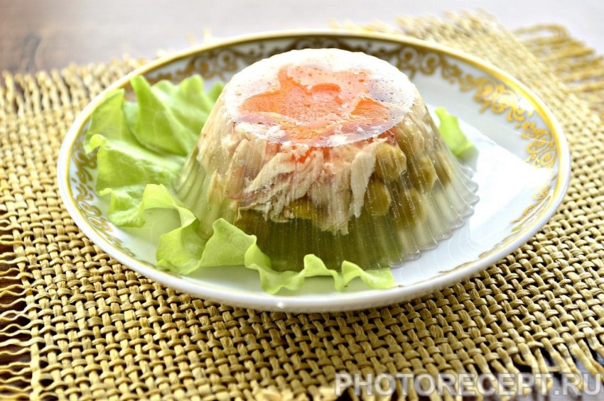 Куриное заливное
