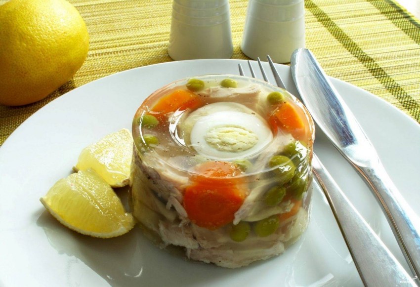 Праздничное заливное из рыбы