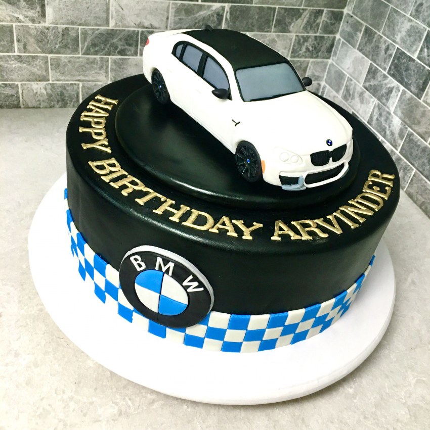 Крутой тортик BMW машина