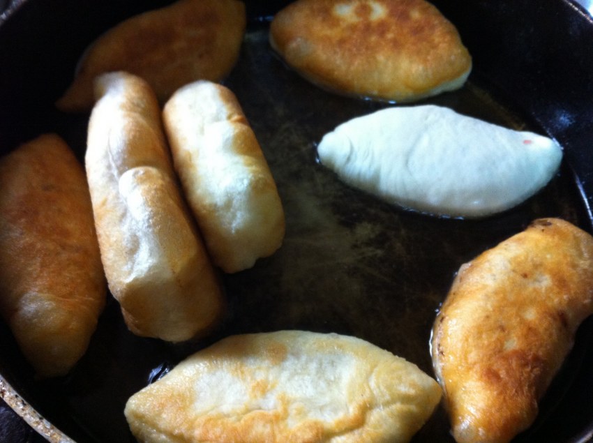 Картофельные пирожки с мясом