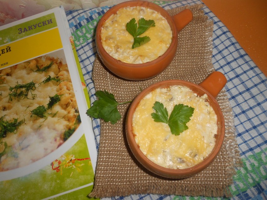 Жульен с курицей и грибами