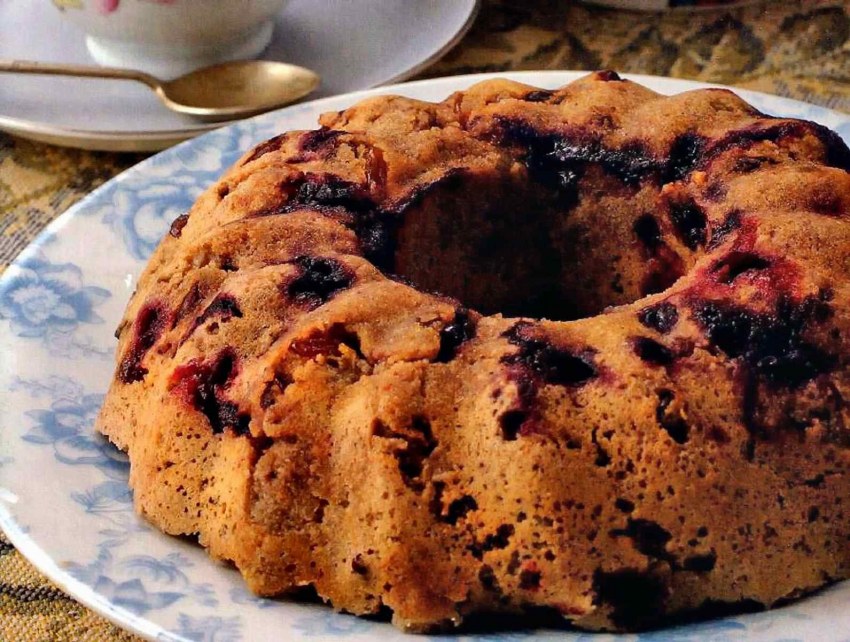 Пудинг манный с изюмом