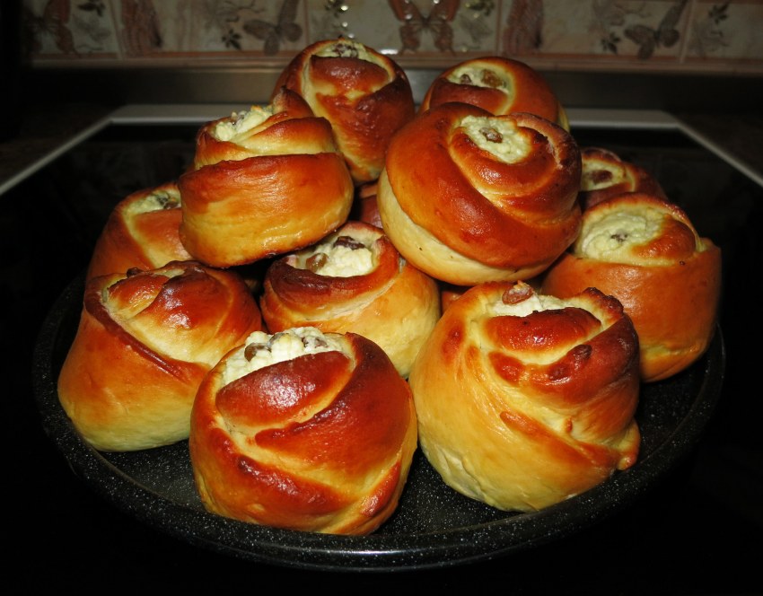 Булочки с начинкой