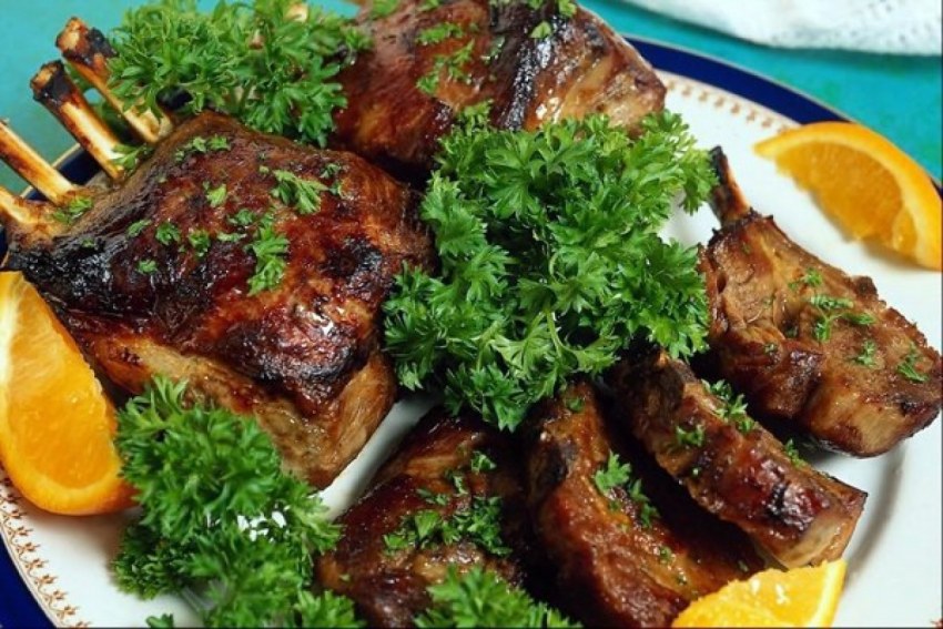 Свинина запеченная с овощами