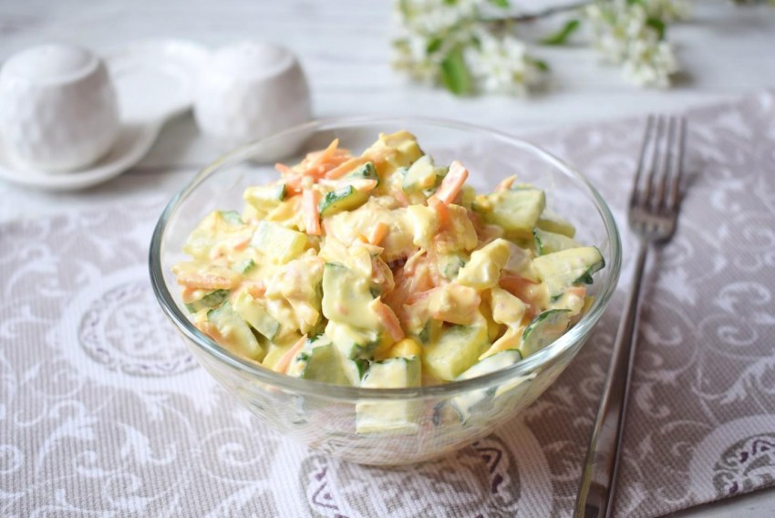 Салат картофельный с огурцами